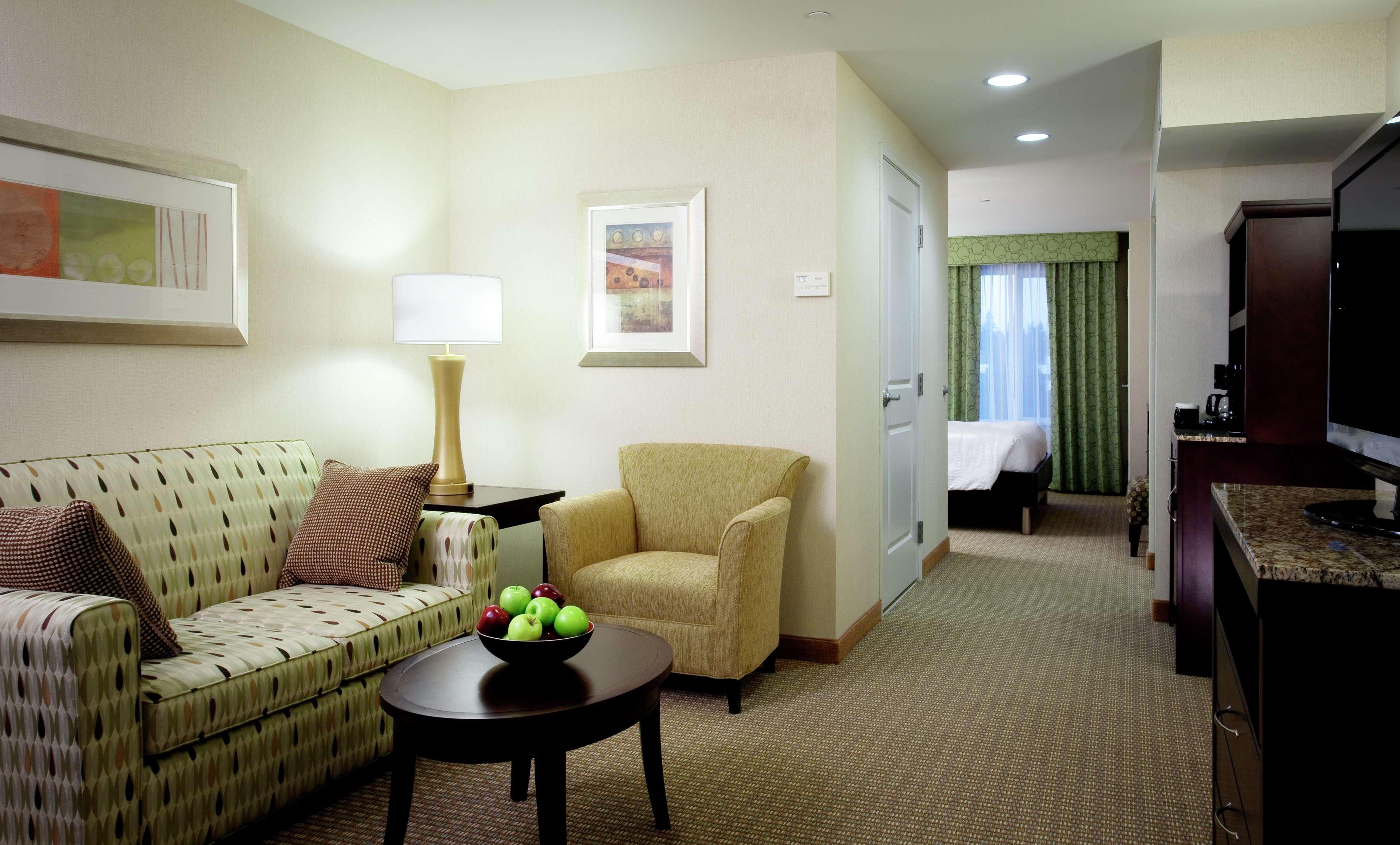 Hilton Garden Inn Seattle/Bothell Exterior photo