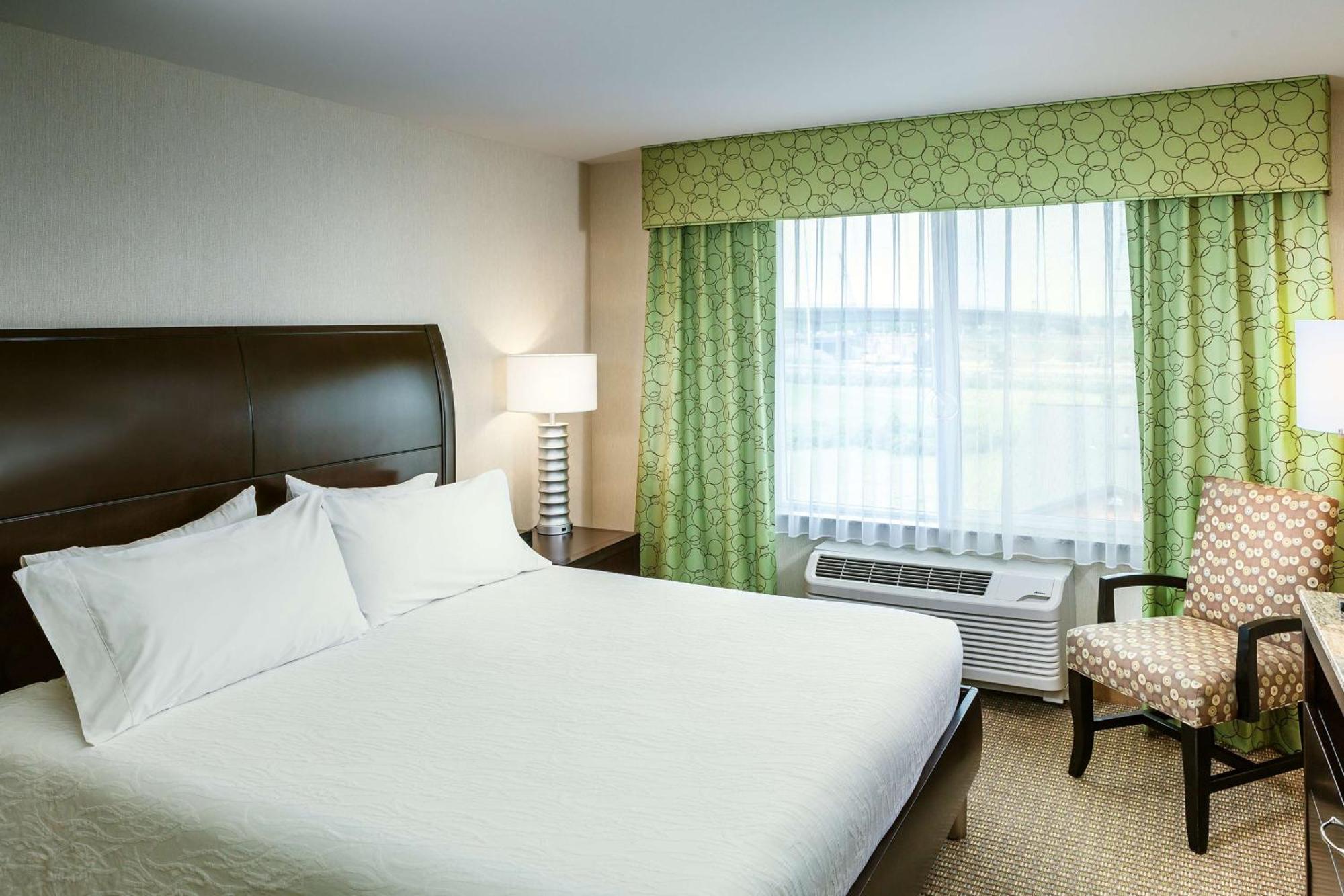 Hilton Garden Inn Seattle/Bothell Exterior photo